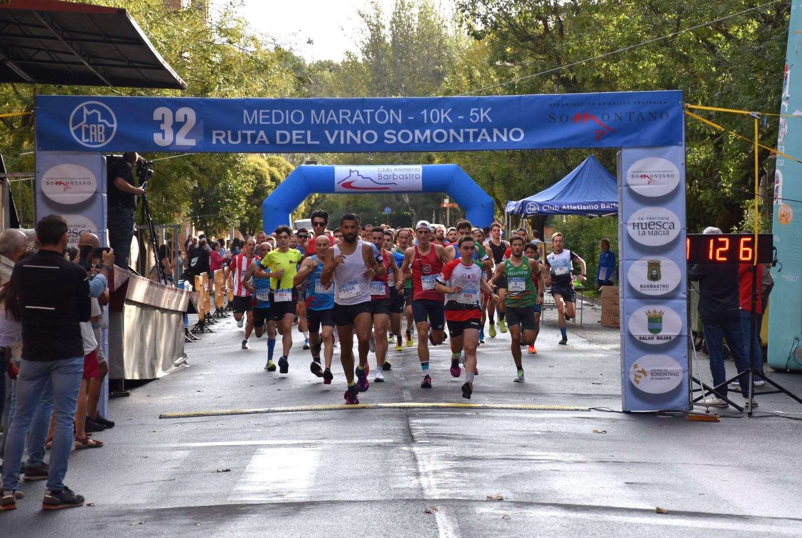 Esperanza y Malo se llevan la Media Maratón 2025 Ruta del Vino Somontano en Barbastro