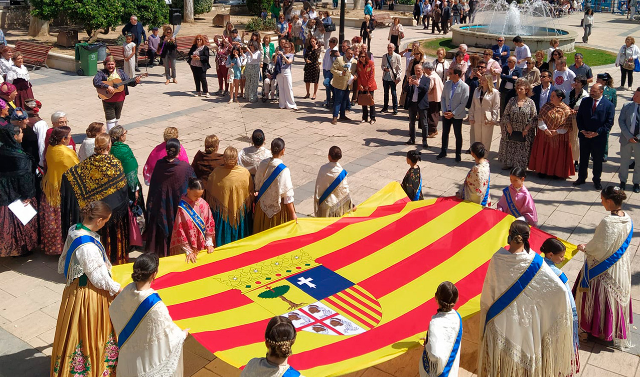 El PSOE acusa de "censura" al alcalde por la canción que sonó en el ...